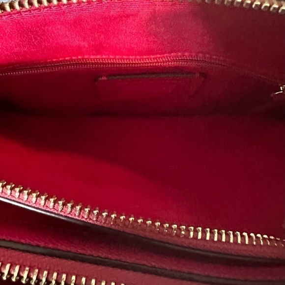 Authentic Coach mini carry all in cross grain leather and dust bag EUC - Picture 16 of 17